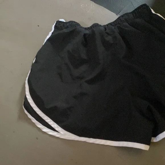 Nike all black womans athletic shorts size small! - Picture 7 of 7